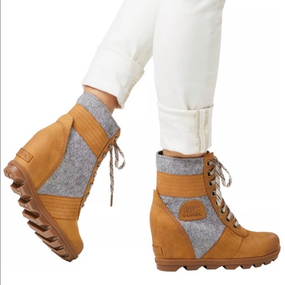 SOREL WOMEN’S LEXIE WEDGE FELT CASUAL Boot Size: - Picture 2 of 8